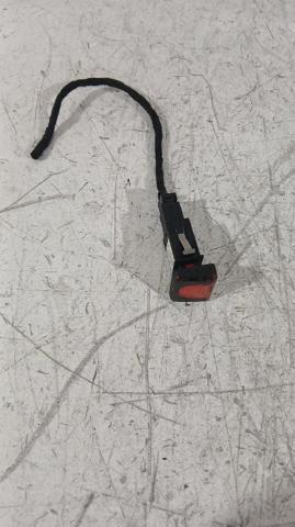 Botão de ativação do sinal de emergência 8E09415095PR VAG