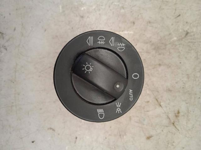 8E0941531D VAG