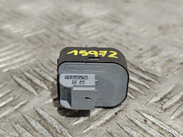 8E0959565 VAG