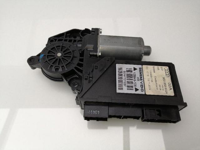 Motor de acionamento de vidro da porta traseira direita 8E0959802A VAG
