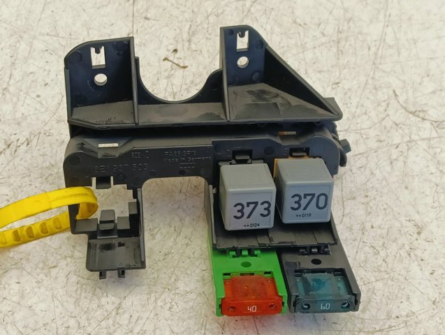 8E1937503 VAG