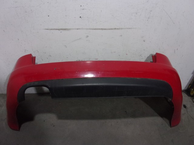Pára-choque traseiro 8E9807303 VAG