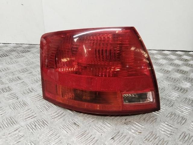 Lanterna traseira esquerda 8E9945095 VAG