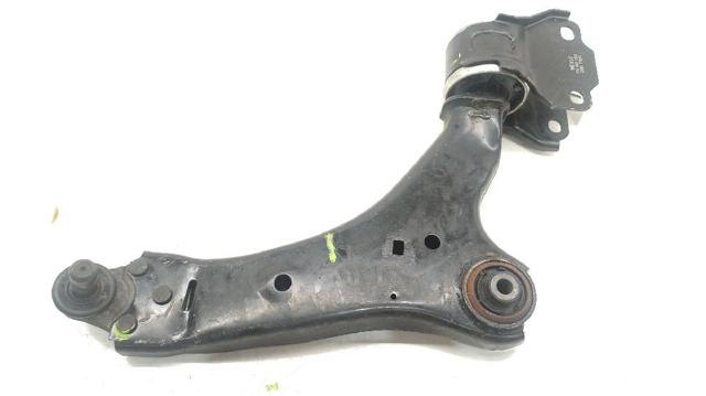 Braço oscilante inferior esquerdo de suspensão dianteira 8G9N3A053A VOLVO