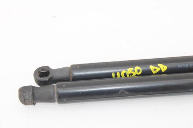 8H2216E610AA Land Rover