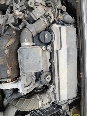 Motor montado 8HZ PEUGEOT