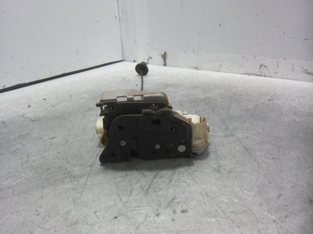 8J1837015A Porsche