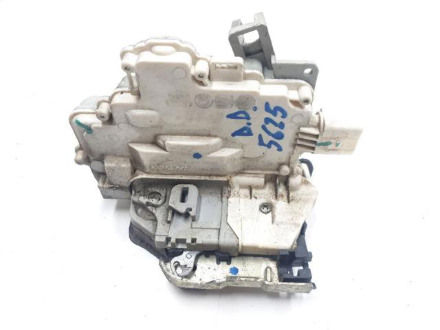 8J1837016 VAG
