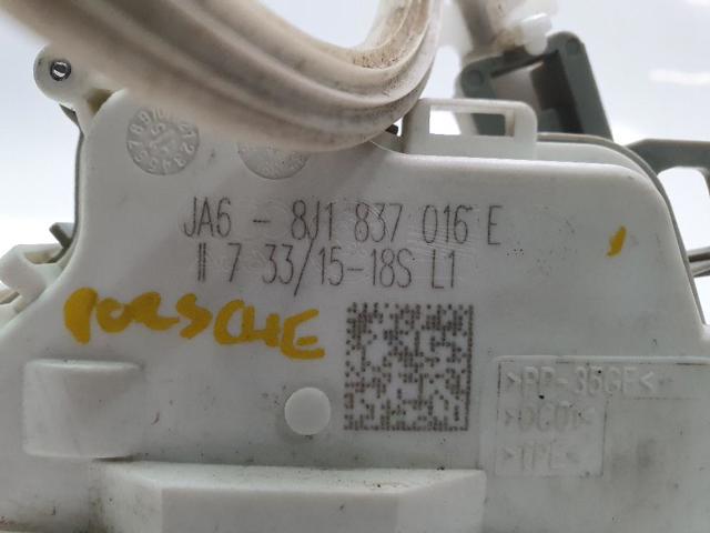 8J1837016E Porsche