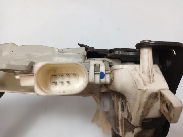8J2837016C VAG