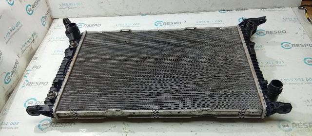 Radiador de esfriamento de motor 8K0121251AL VAG