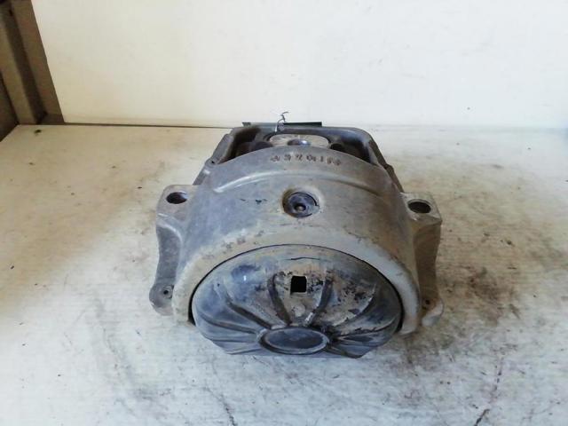 Coxim (suporte) direito de motor 8K0199381KD VAG