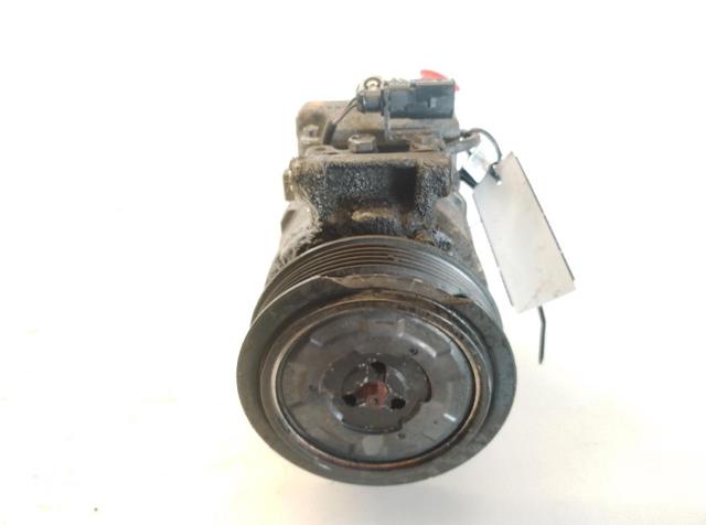 Compressor de aparelho de ar condicionado 8K0260805J VAG