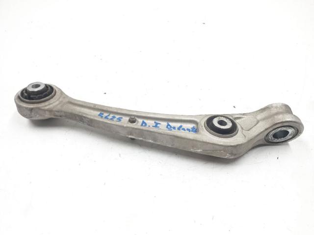 Braço oscilante inferior esquerdo de suspensão dianteira 8K0407151D VAG