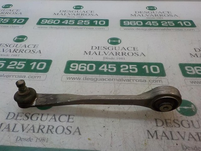 Braço oscilante superior esquerdo de suspensão dianteira 8K0407505B VAG