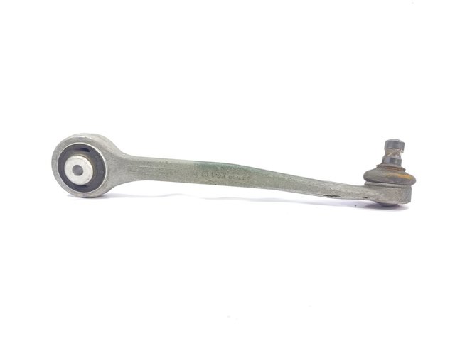 Braço oscilante superior direito de suspensão dianteira 8K0407506A VAG