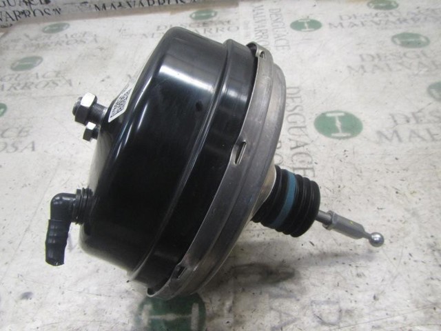 Reforçador dos freios a vácuo 8K0612107D VAG
