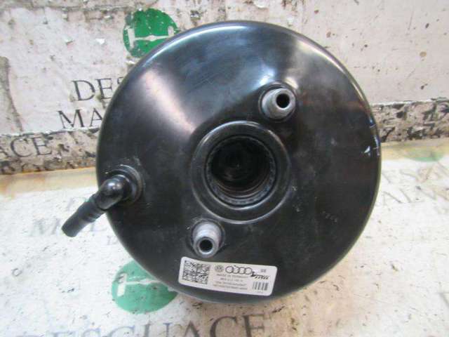 Reforçador dos freios a vácuo 8K0612107D VAG