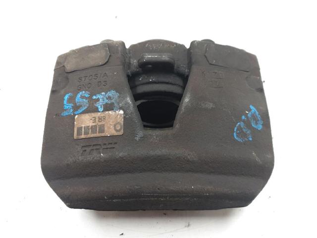 Suporte do freio dianteiro direito 8K0615124D VAG