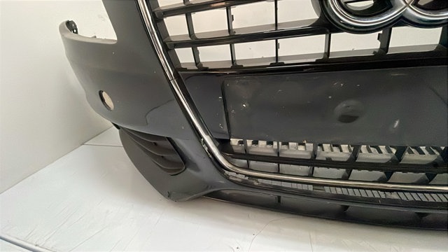 Pára-choque dianteiro 8K0807437 VAG