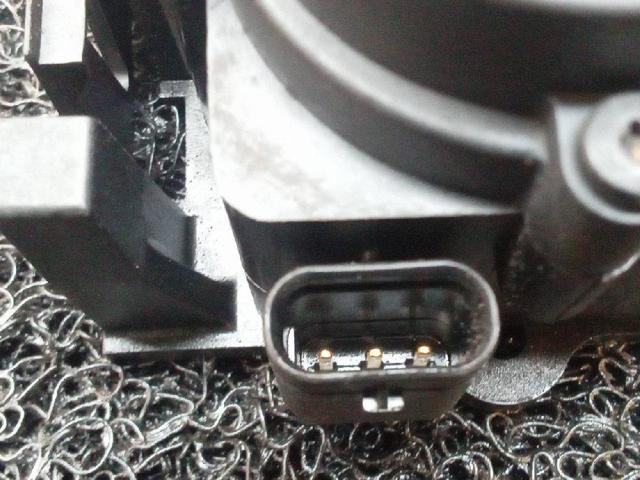 Bomba de água (bomba) de esfriamento, adicional elétrica 8K0819147 VAG