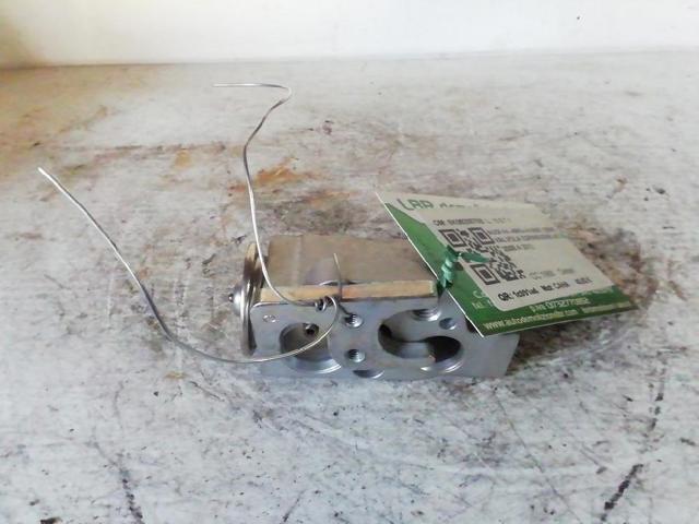 Válvula TRV de aparelho de ar condicionado 8K0820679B VAG