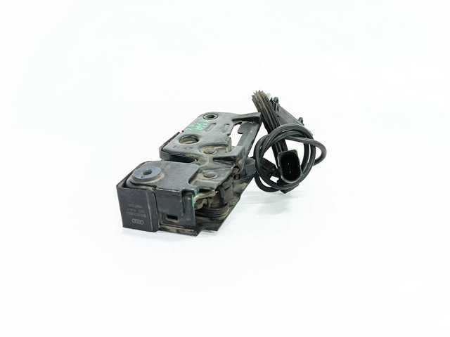 Fecho da capota 8K0823509F VAG