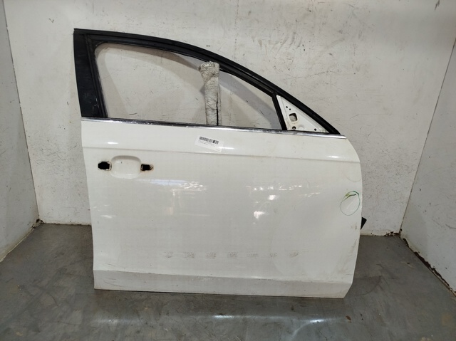 8K0831052J VAG
