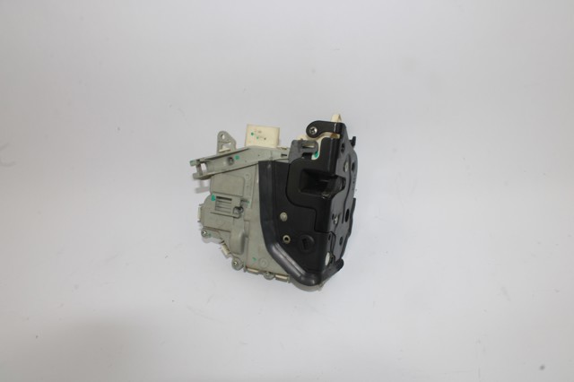 8K0839015 VAG