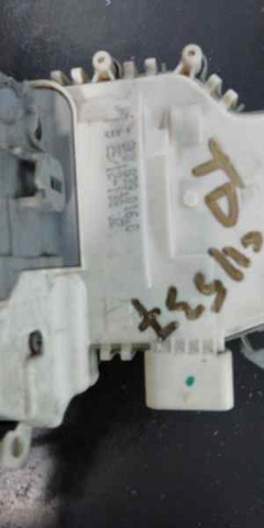 Fecho da porta traseira direita 8K0839016C PORSCHE