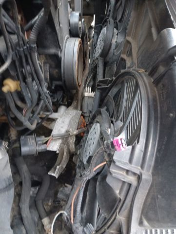 Ventilador elétrico de esfriamento montado (motor + roda de aletas) esquerdo 8K0959455T VAG