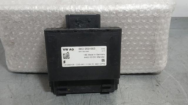 Estabilizador de tensão 8K0959663 PORSCHE