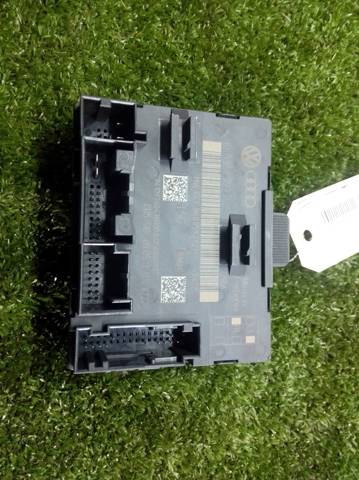 Módulo de conforto da porta dianteira 8K0959792P VAG
