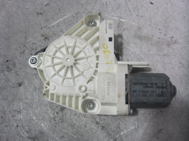 Motor de acionamento de vidro da porta traseira esquerda 8K0959811A PORSCHE