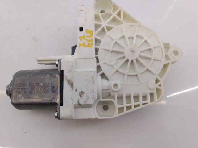 Motor de acionamento de vidro da porta traseira direita 8K0959812A PORSCHE