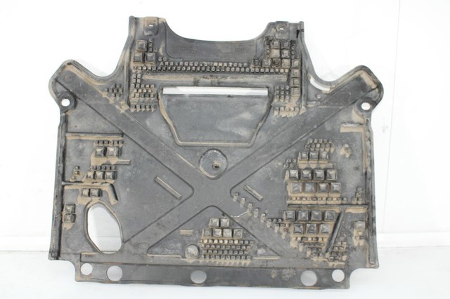 Proteção de motor traseiro 8K1863822L VAG