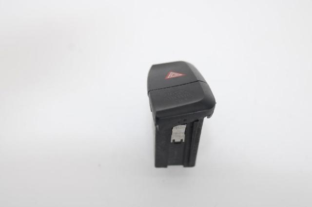 Botão de ativação do sinal de emergência Audi A5  8T3 ao melhor preço