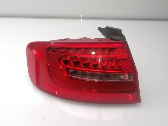 Lanterna traseira esquerda externa 8K5945095AC VAG
