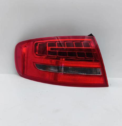 Lanterna traseira esquerda externa 8K9945095B VAG