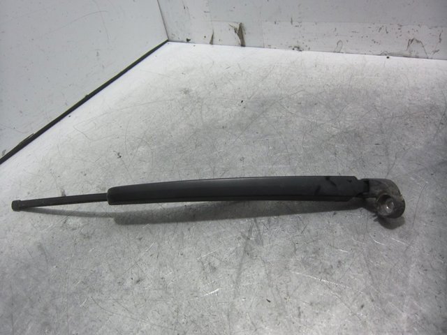 Braço de limpa-pára-brisas de vidro traseiro 8K9955407 PORSCHE