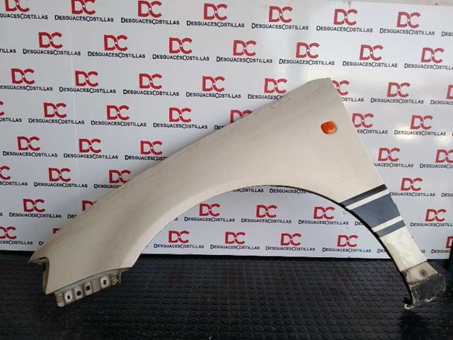 Pára-lama dianteiro esquerdo 8L0821105 VAG