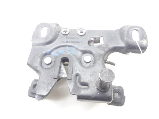 Fecho da capota para Audi A6 4B2, 4B4