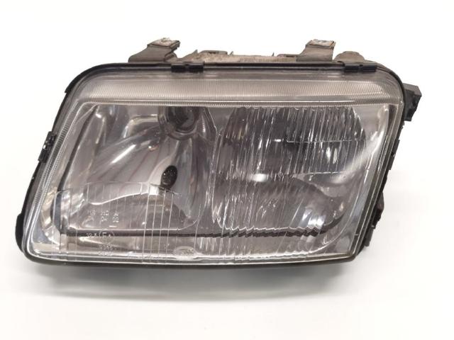 Luz esquerda 8L0941029 VAG