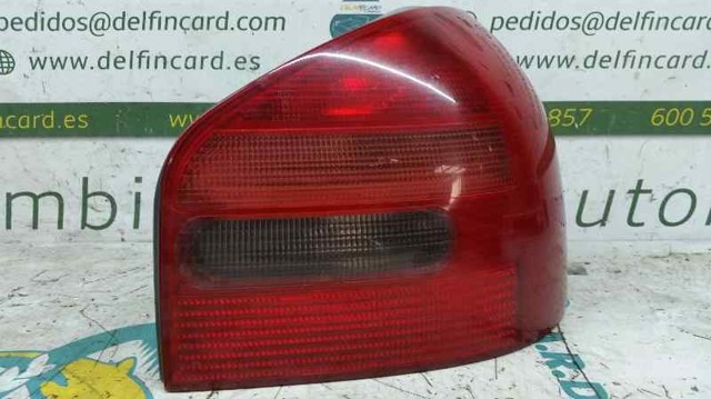 Lanterna traseira direita 8L0945096A VAG