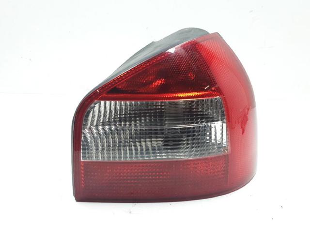 Lanterna traseira direita 8L0945096B VAG
