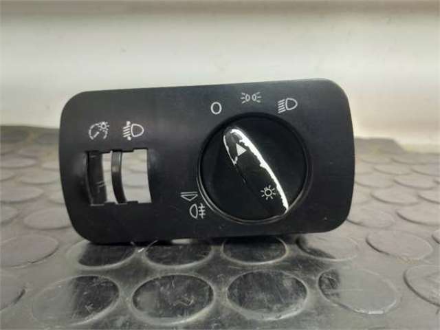 Comutador das luzes no "painel de instrumentos" 8L1941531H VAG