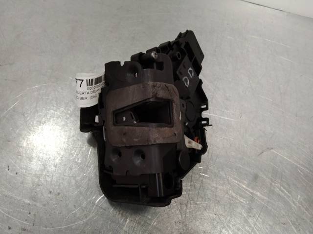 8M2AR21812AA Ford