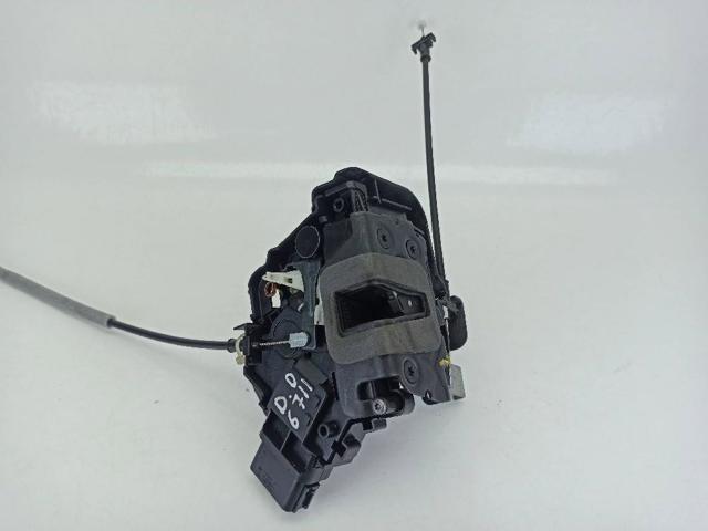Fecho da porta dianteira direita 8M2AR21812AA FORD