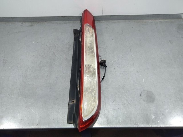 Lanterna traseira direita 8M5113404A FORD