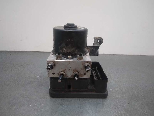 8M512C405AA Ford